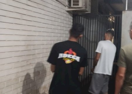 Irmãos são presos após assalto e agressão a motorista de aplicativo em Dourados