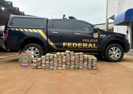 Drogado, motorista é preso com 150 quilos de cocaína