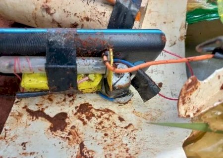 Polícia desativa explosivo em área dominada por guerrilheiros e traficantes