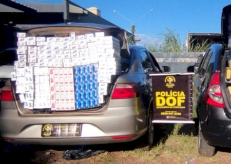 Dois veículos são apreendidos com quase R$100 mil em materiais ilegais