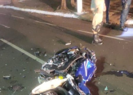Jovem morre em acidente na Marcelino Pires após colidir em traseira de caminhonete