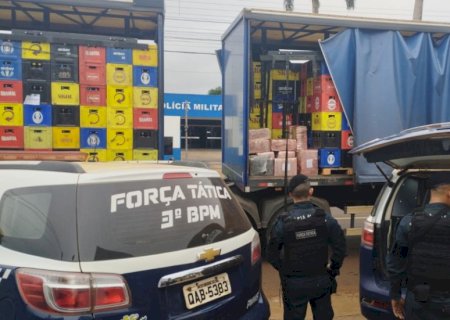 PM apreende quase 500 quilos de maconha no meio de carga de chopp e cerveja em Dourados