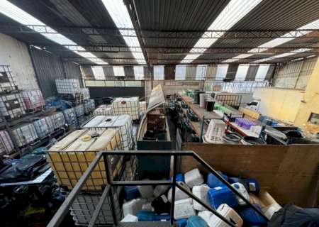 Polícia Federal cumpre mandados contra comércio ilegal de produtos químicos