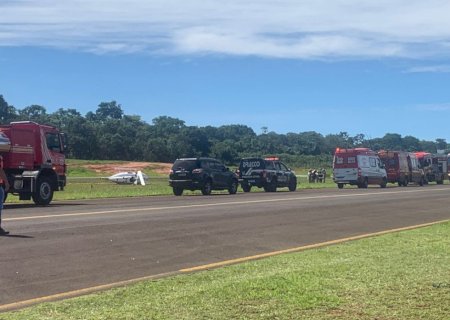 Helicóptero do Governo de MS cai com quatro pessoas