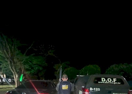 Polícia recupera carro furtado no Paraná em bloqueio na MS-276