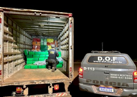 Caminhão furtado em Itaquiraí é recuperado com carga milionária de maconha