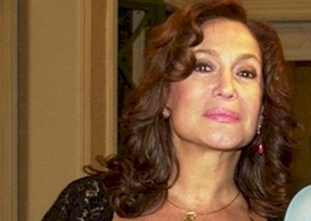 Susana Vieira celebra 20 anos de 'Senhora do Destino' com foto icônica