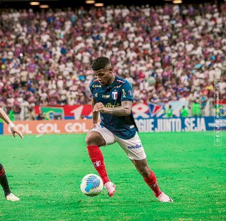 Fortaleza vence Atlético-GO na Arena Castelão