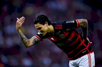 Flamengo vence Cruzeiro e amplia vantagem na liderança do Brasileirão