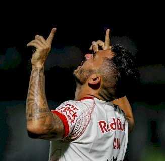 Bragantino vence Athletico no Nabi Abi Chedid