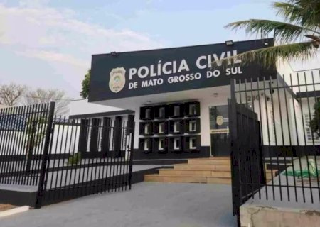 Sem aceitar término, homem agride ex-esposa na frente dos filhos em MS