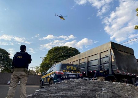 Avaliada em R$ 23 milhões, cocaína em carreta basculante pesou 463 quilos