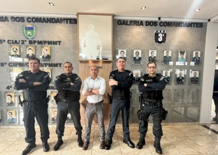 PM inaugura galeria de comandantes em Dourados