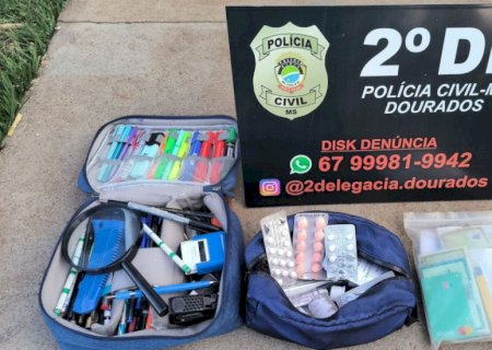 Três são presos após série de furtos, inclusive em carro estacionado na Educação