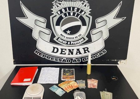 Denar fecha ‘boca de fumo’ e prende dupla em bairro da Capital