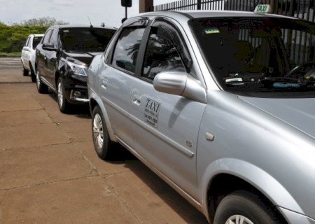 Agetran convoca taxistas para vistoria dos veículos; prazo vai até dia 31