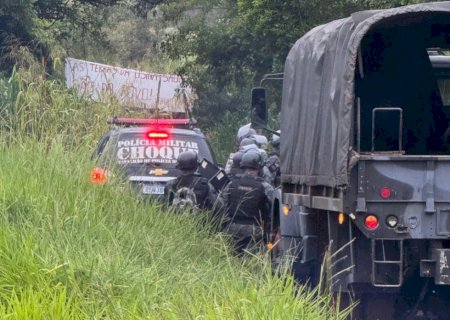 Trabalhadores sem-terra invadem fazenda e são expulsos pelo Choque da PM