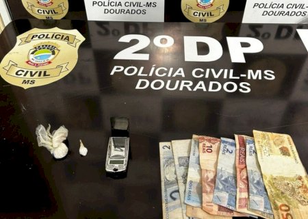 Homem é preso em flagrante vendendo droga em bairro de Dourados
