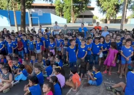 Marçal reafirma compromisso com a Educação