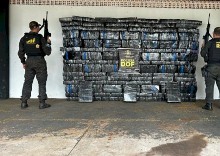 VÍDEO: DOF recupera caminhão carregado com R$ 3,5 milhões em carga de maconha