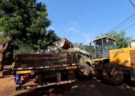 Jóquei Clube é segundo bairro a receber mutirão de limpeza da prefeitura