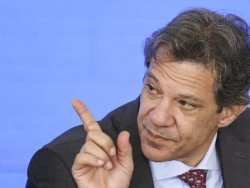 Primeiro passo para conter inflação de alimentos é Plano Safra maior, diz Haddad