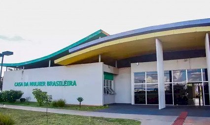 Homem é preso após ‘furar’ medida protetiva e perseguir vítima até delegacia