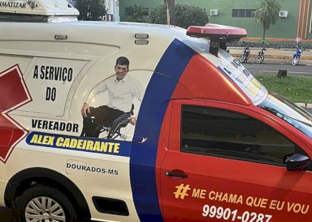 Alex Cadeirante monta ambulância para ajudar população