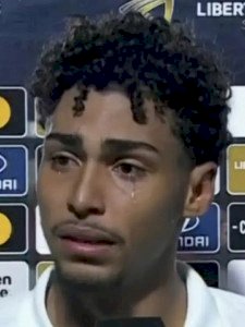 Jogador do Palmeiras é vítima de racismo em competição da Conmebol