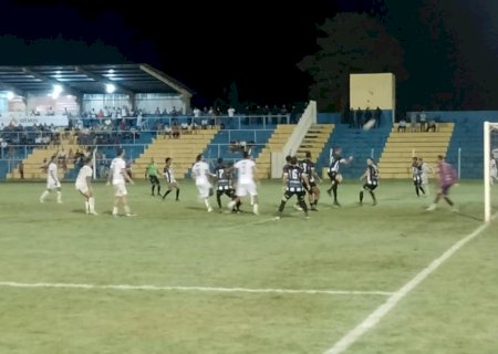 Operário vence Costa Rica fora de casa e fica a um empate da semifinal