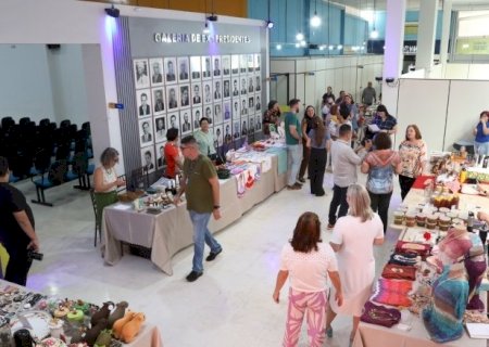 Cámara abre Feira de Artesanato em Dourados