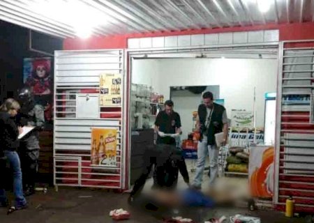 Amigos que mataram homem em conveniência no Jardim Água Boa são condenados a 31 anos