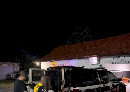 Homem é flagrado praticando atos sexuais com cadela em MS