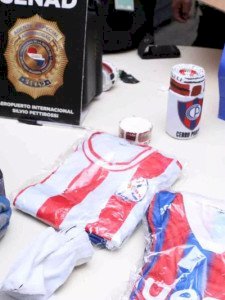 Traficantes usam brindes de time paraguaio para enviar cocaína à Arábia