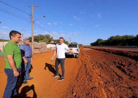 Prefeitura faz reposicionamento do escoamento da água na entrada da Sitioca Campina Verde