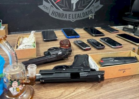 Polícia encontra até pistola turca com investigados por receptação