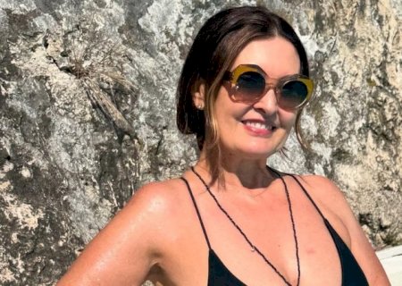 Fátima Bernardes esbanja beleza natural durante viagem: 'Lindíssima'