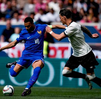 França vence a Alemanha e garante terceiro lugar na Liga das Nações