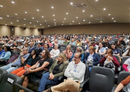 Dourados e mais 7 municípios discutem políticas públicas para pessoa idosa