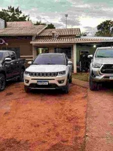 Brasileiro acusado de liderar facção e mais 2 são expulsos do Paraguai