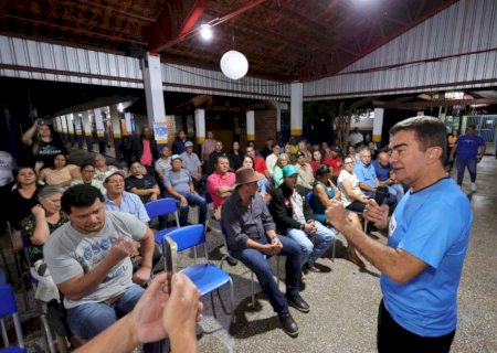 Marçal Filho entrega mais 75 títulos de propriedade e anuncia outras 250 escrituras