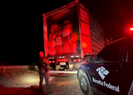 Receita apreende mercadorias avaliadas em R$ 5 milhões em caminhão de transportadora