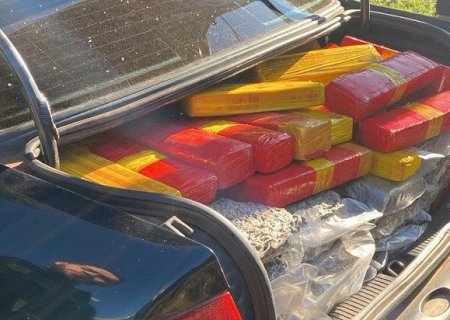 PRF apreende quase 300 quilos de drogas, cigarros e relógios do Paraguai na BR-163