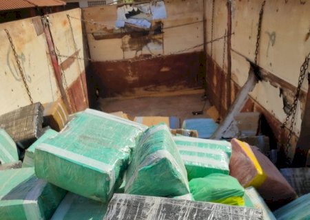 Polícia Militar apreende 7,5t de maconha escondidas em carga de milho