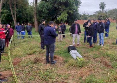 Corpo com sinais de tiros é encontrado em cidade da fronteira com MS