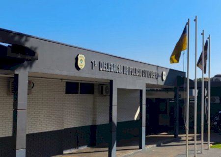 Douradense de 63 anos perde R$ 30 mil em golpe de falso funcionário de banco