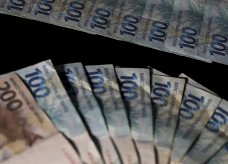 Saques da poupança superam depósitos em R$ 6,25 bilhões em julho