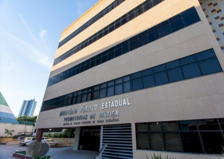 Homem que matou a esposa na frente dos 4 filhos é condenado a 37 anos de prisão