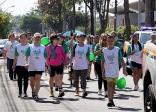 Caminhada pela Vida reúne centenas de pessoas em Dourados