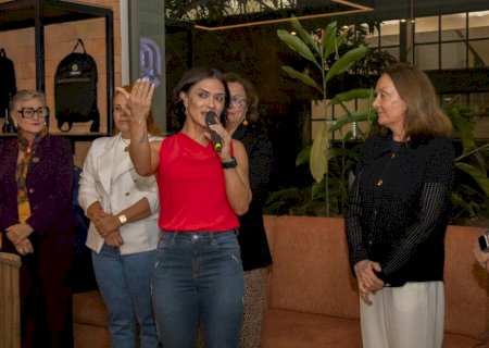 Prefeitura é parceira da Unigran em ação que arrecada água e leite para Rio Bonito